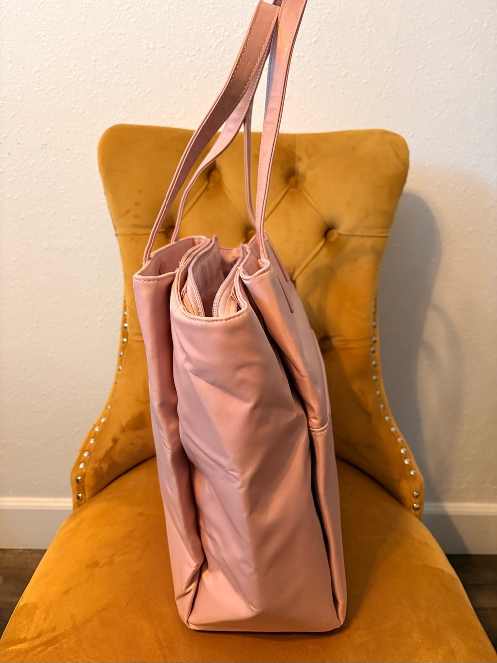 BÉIS Altas Pink Commuter Tote - Authentic - Picture 3 of 8